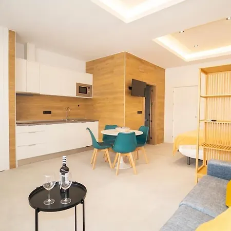 Apartment Center Cathedral *